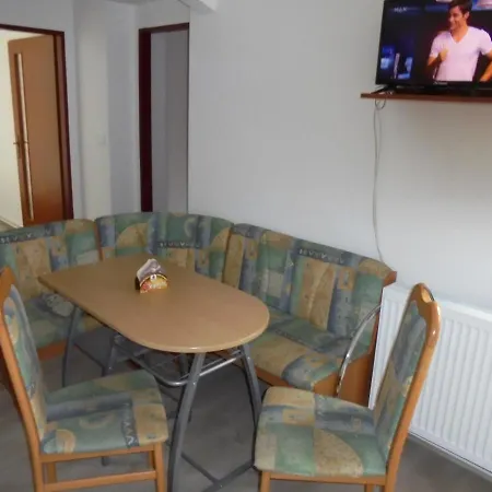 Ubytovani Apartman U Langru * Velky Osek