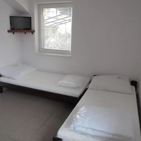 Ubytovani Apartman U Langru 아파트 *